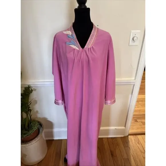 Vanity Fair Long PINK White Blue Applique robe House Zip Large pockets vintage - Picture 2 of 14